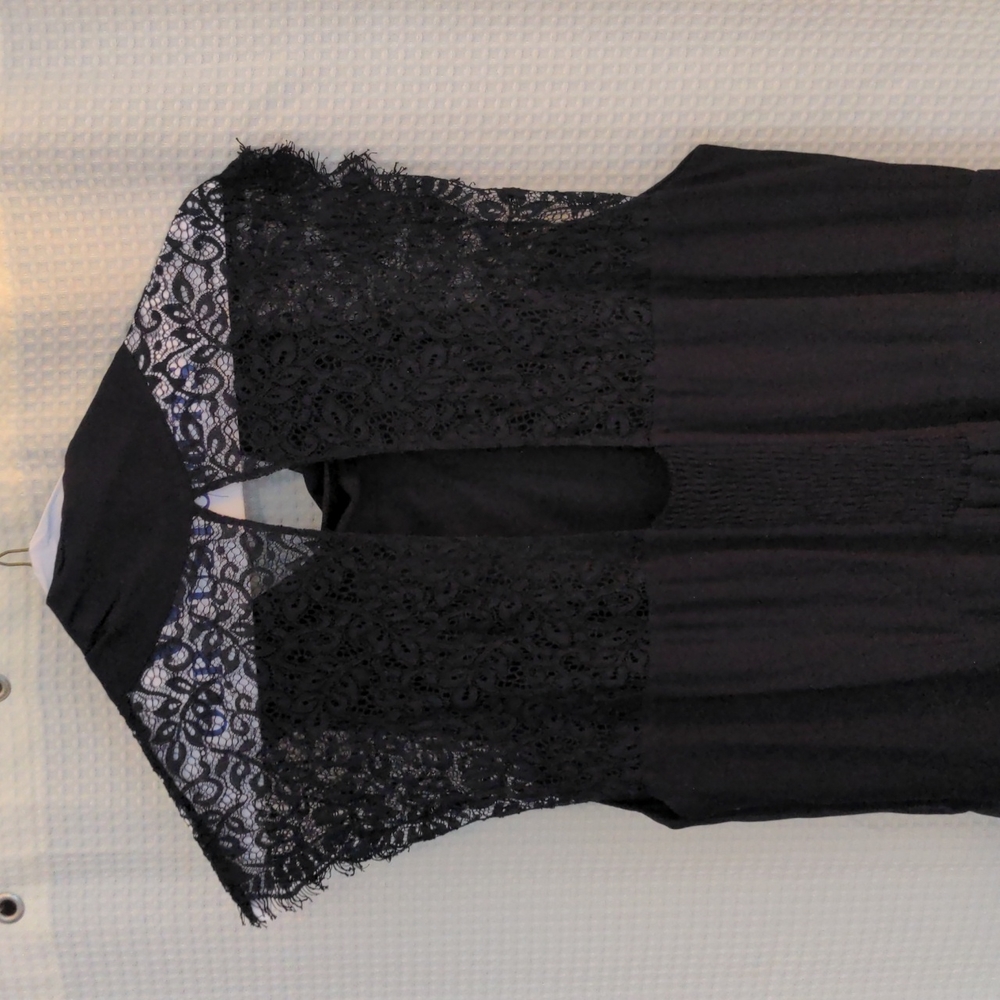 Seraphine Luxe Maternity & Nursing Gown with Neckline Tie - Picture 4 of 5